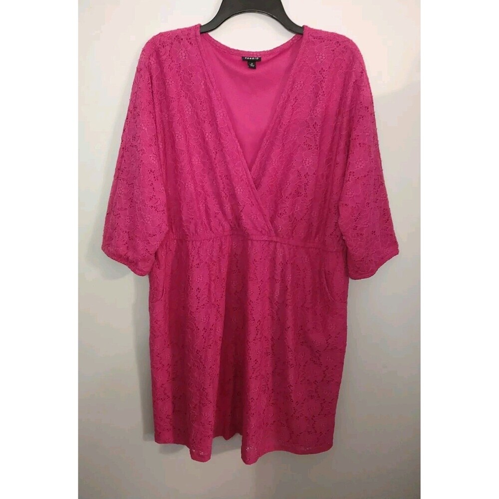 Torrid Lace V-neck  Knee Length Dress Sz 2 Hot Pink Boho Cottage Core Feminine
